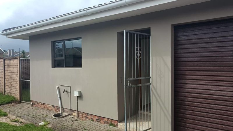 Modern two-bedroom townhouse in Double Delight Crescent, Gonubie