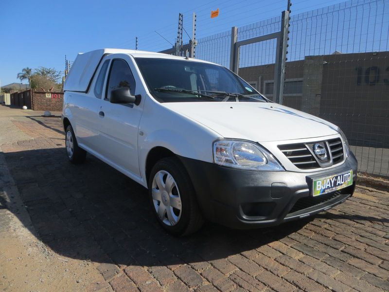 2018 Nissan NP200 1.6 8V AC Safety Pack, White with 85000km available now!