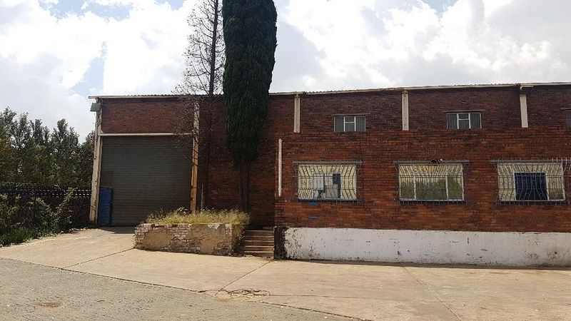650sqm, warehouse to let / for sale, Wadeville