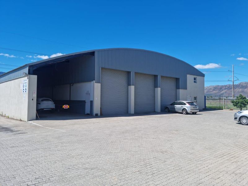 STRAND | WAREHOUSE/YARD SPACE FOR SALE ON HELIOS AVENUE