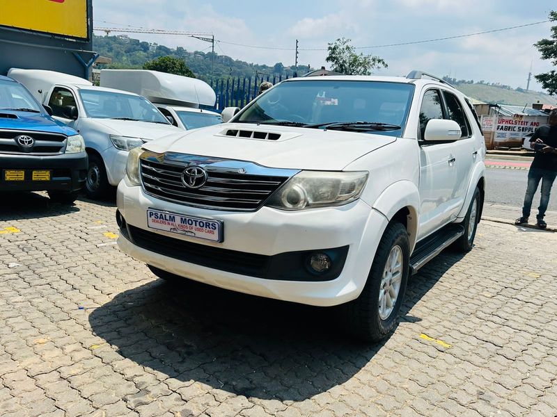 2013 Toyota Fortuner 3.0 D-4D R/Body, White with 115000km available now!