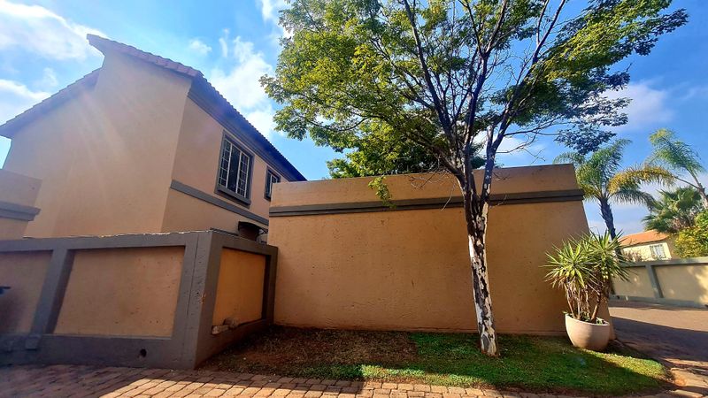 Neat 2 Bedroom Duplex Townhouse for sale