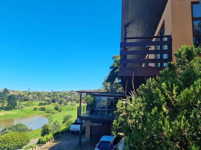 House Share in Welgemoed-Stunning Views-Fully Furnished / Serviced 4 Single Professionals