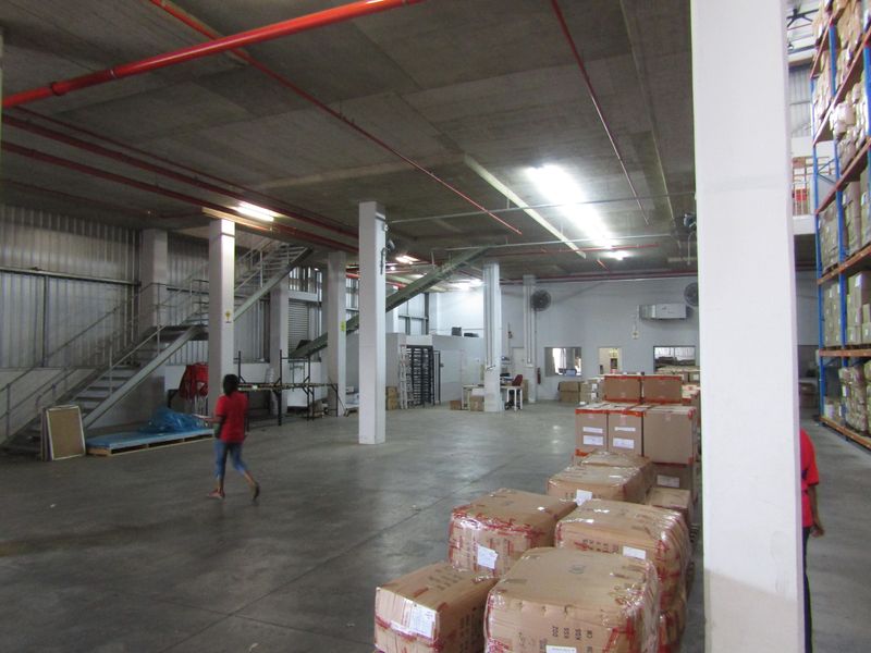 1754m² Industrial To Let in Riverhorse Valley at R75.00 per m²