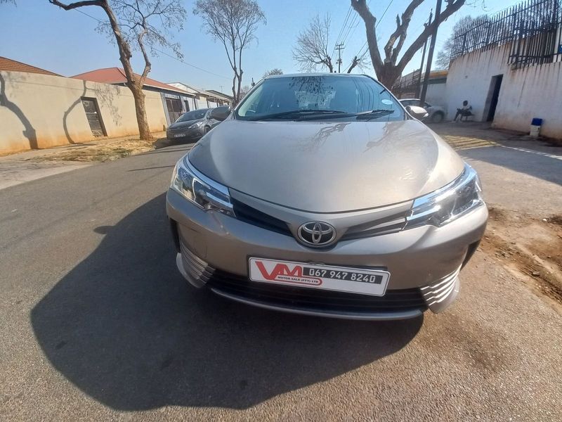 Toyota Corolla 1.6 Prestige, Grey with 75000km, for sale!