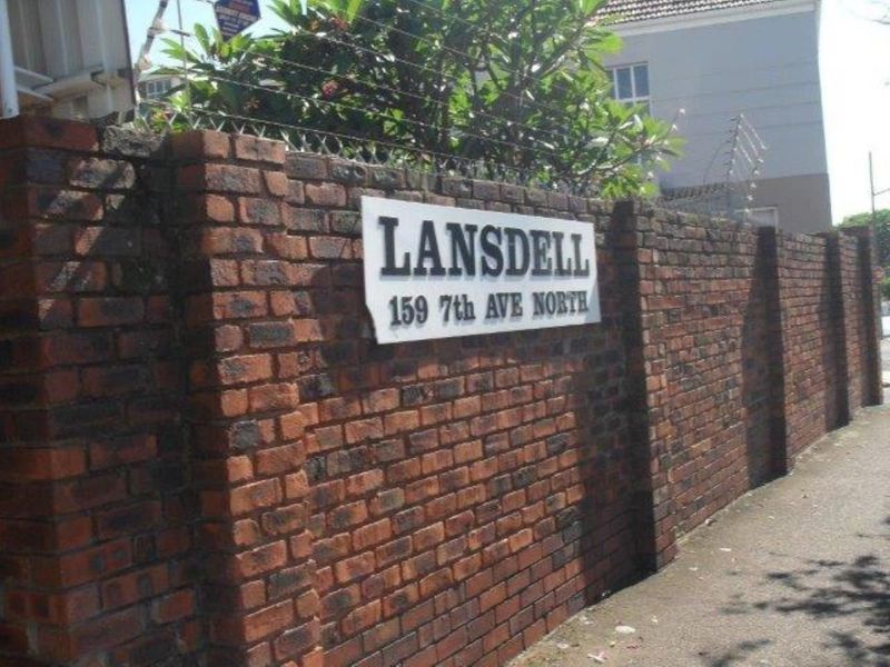 LANSDELL IN MORNINGSIDE ONE AND A HALF BEDROOM APARTMENT AVAILABLE TWO PARKING BAYS