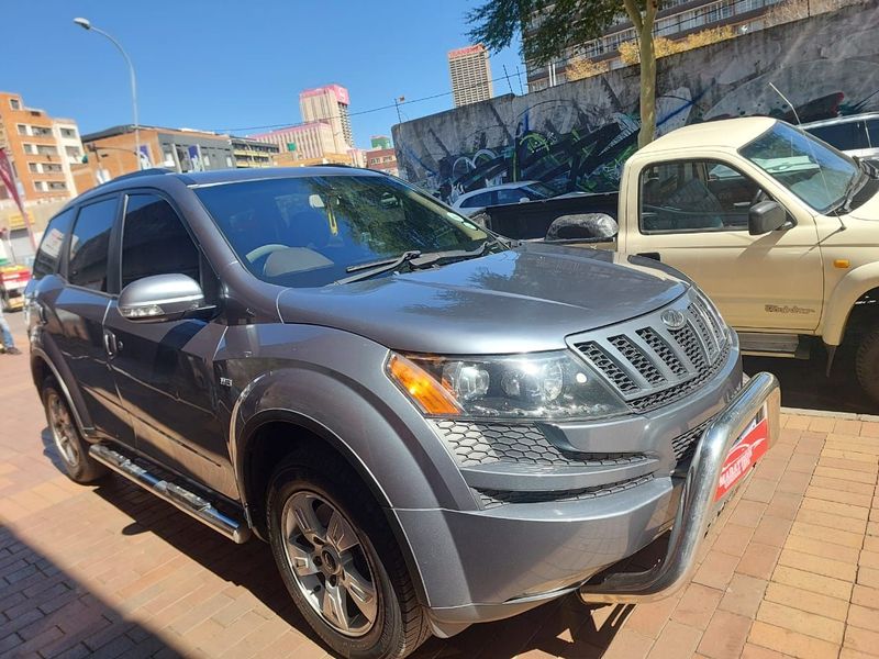 Mahindra XUV500 2.2 CRDe W6 4x2 AT, Grey with 155000km, for sale!