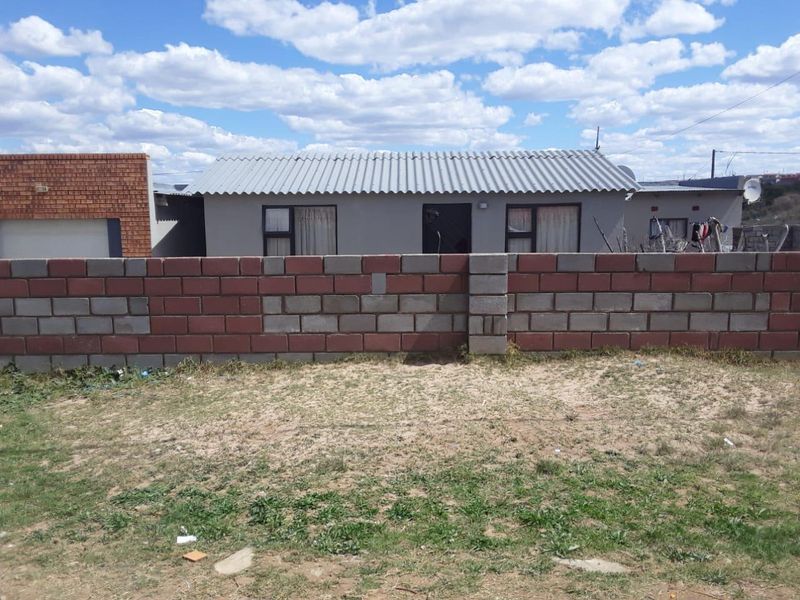5 Bedroom House For Sale in Mdantsane