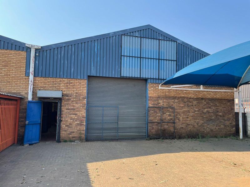 Spacious industrial facility for sale in Alrode South