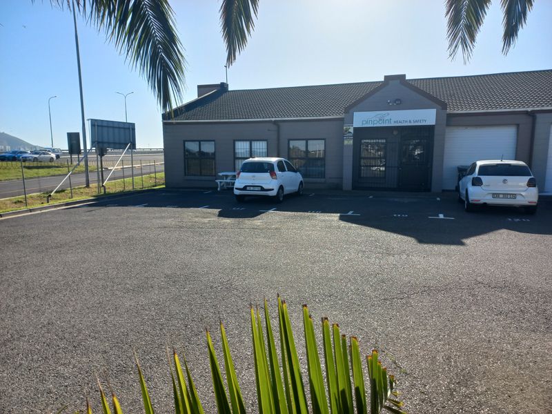 236m² Industrial To Let in Maitland at R90.00 per m²