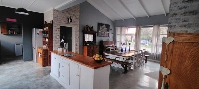 Beautiful one of a kind open plan house for sale in sought after area in Sasolburg