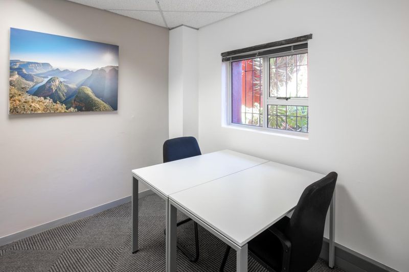 Find office space in HQ Nelspruit for 5 persons with everything taken care of