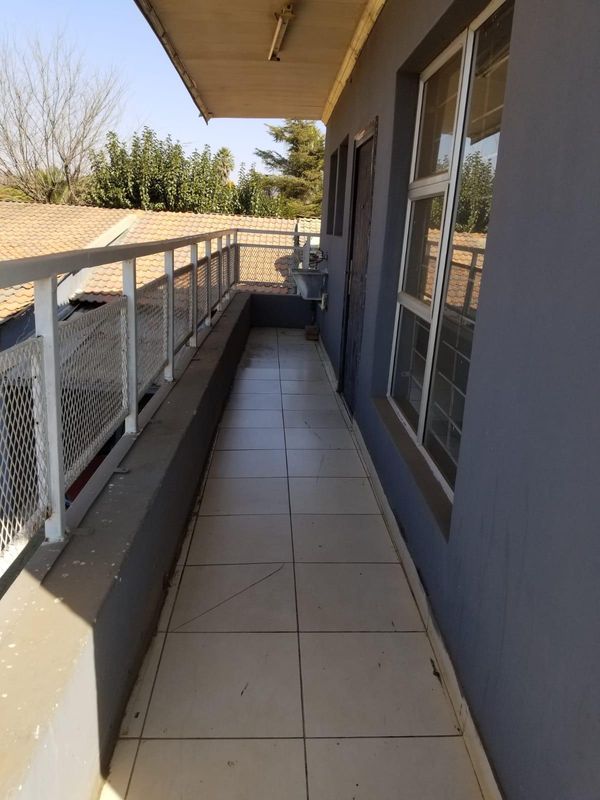 1 Bedroom Apartment To Let in Lenasia