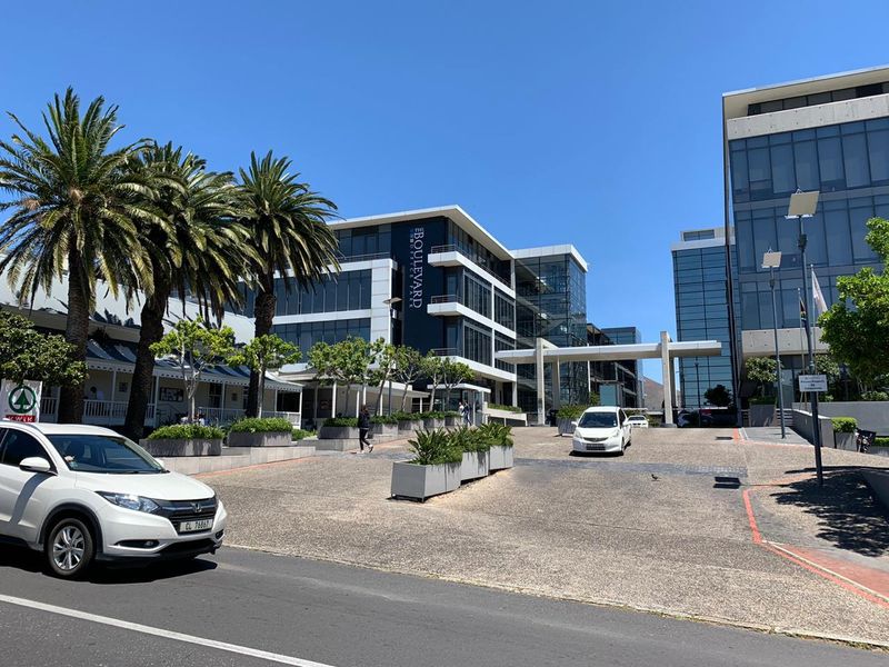 BOULEVARD OFFICE PARK | A-GRADE OFFICE TO RENT ON SEARLE STREET, WOODSTOCK