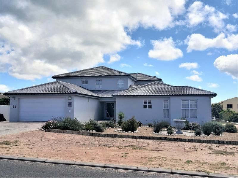 STUNNING HOUSE WITH LAGOON VIEWS IN MYBURGH PARK