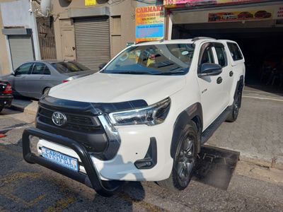 2023 Toyota Hilux 2.4 GD-6 D/Cab 4x4 SR for sale!