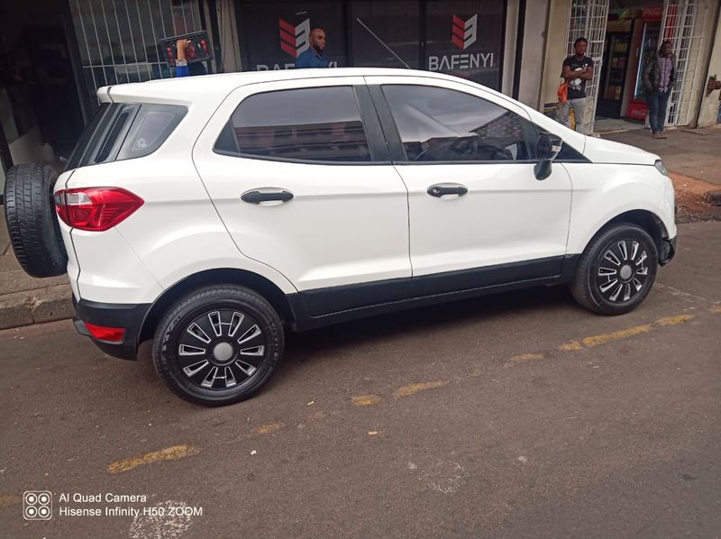 2016 Ford EcoSport 1.5 TDCi Titanium, White with 85000km available now!