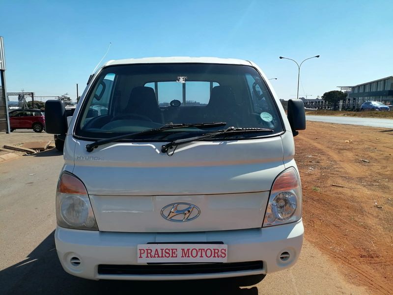 2011 Hyundai H100 Bakkie 2.5 TCi Chassis Cab for sale!