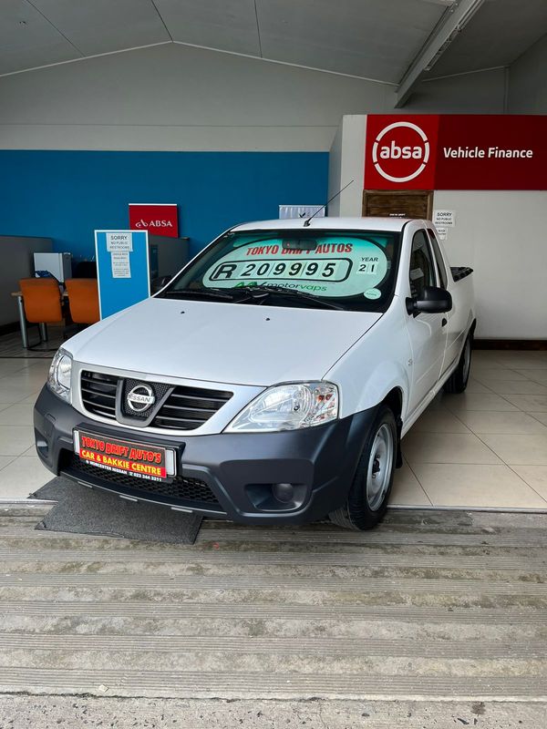 2021 Nissan NP200 1.6 IN GOOD CONDITION WITH ONLY 14696KM&#39;S CALL KURT NOW &#64; 084 530 9340