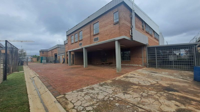 SILVERTONDALE | ALUMINA STREET | PRETORIA