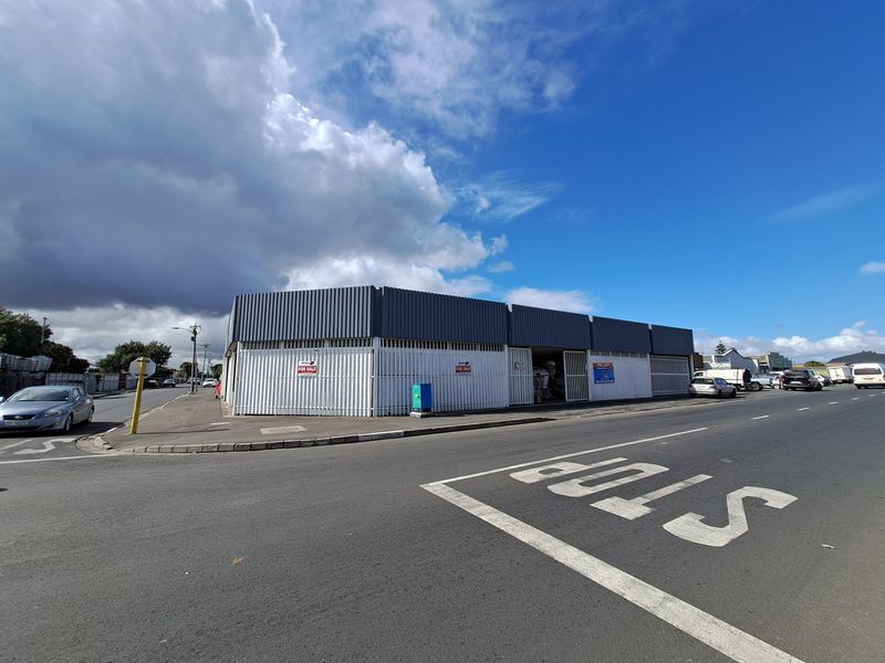 Industrial Property For Sale in Beaconvale