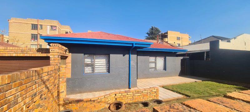 Family home in Lenasia Ext 1