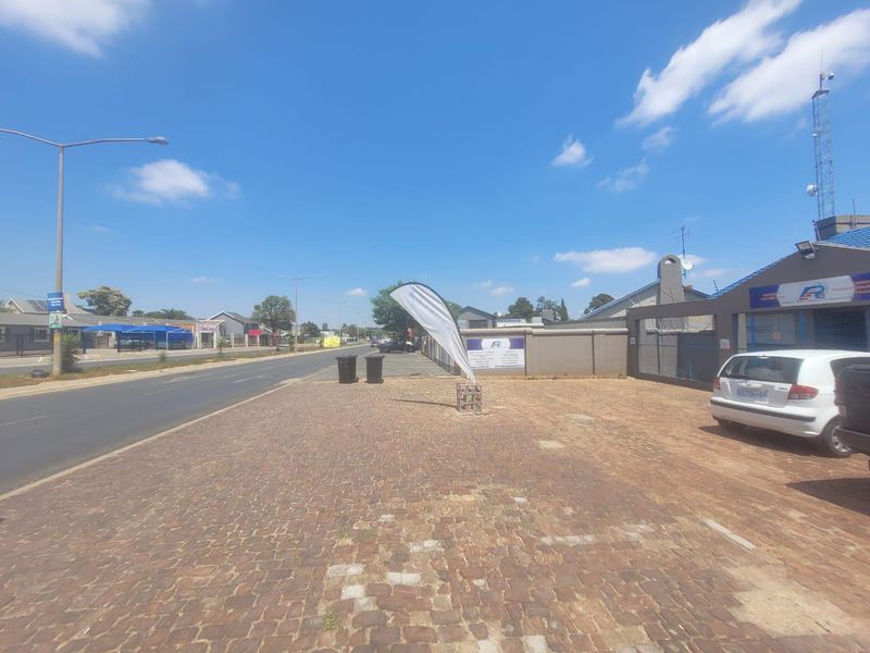 257 Monument Road | Prime Office Space to Let in Kempton Park
