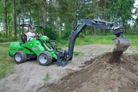 Avant 745 with Kubota Engine 50hp  1400 kg lift capacity Excavator front end loader mini digger