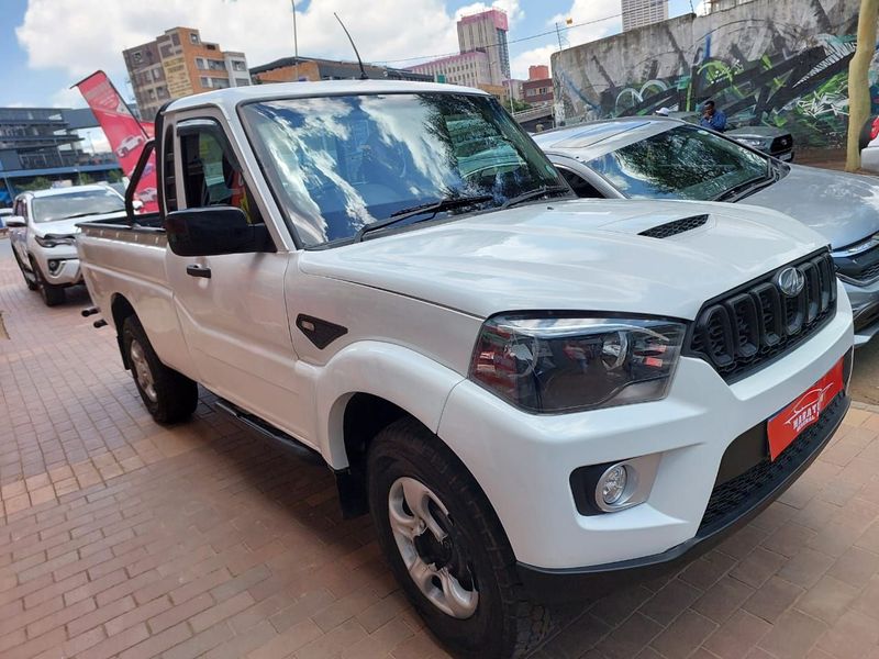 Mahindra Scorpio Pik-Up 2.5 NEF S/Cab 4x2 Loader, White with 85000km, for sale!