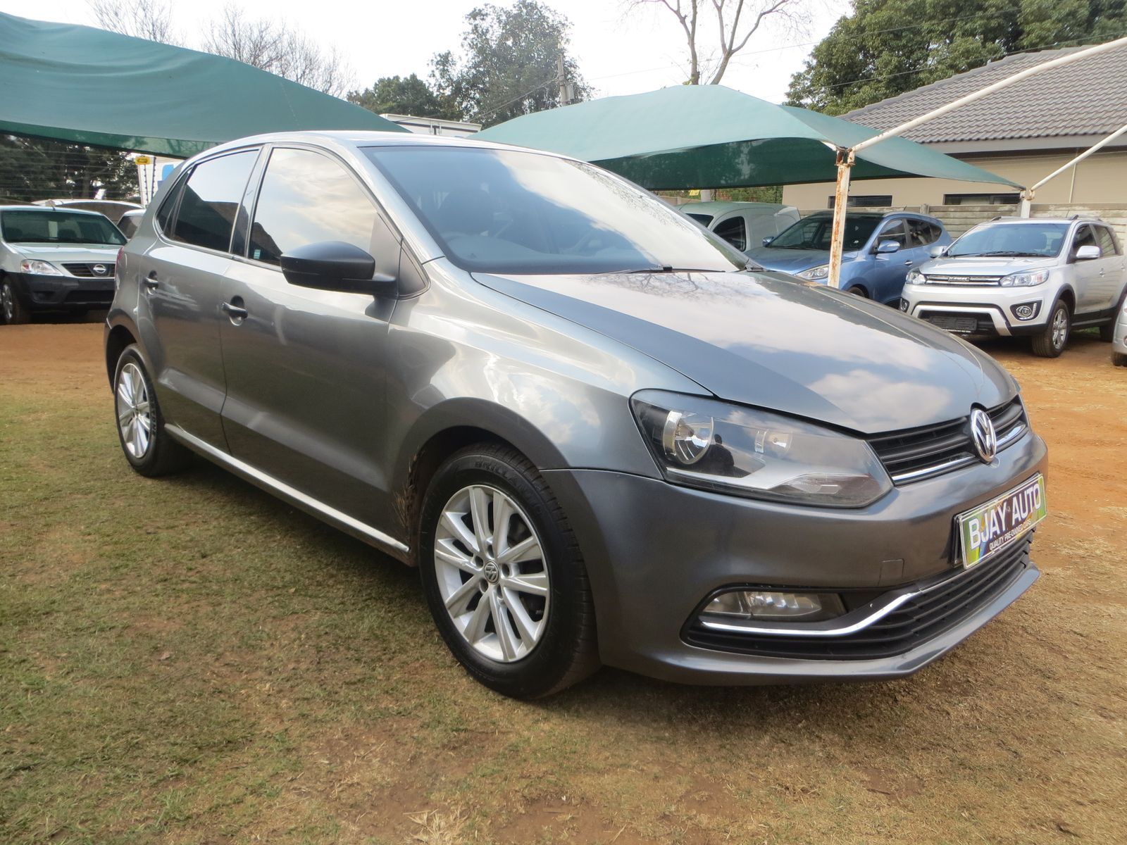 2017 Volkswagen Polo 1.2 TSI Comfortline, Grey with 13000km available ...