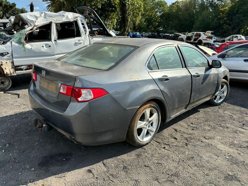 2011 HONDA ACCORD FOR STRIPPING | Boksburg | Gumtree South Africa