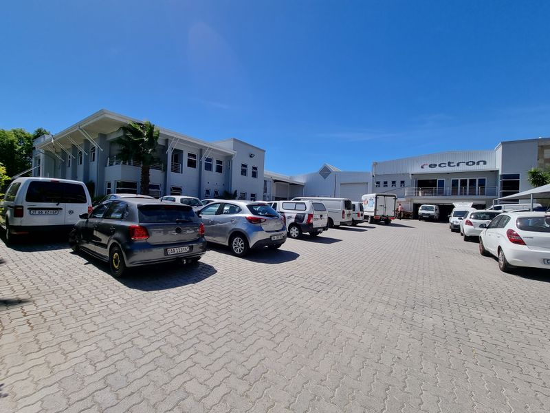 A-grade freehold building with excellent exposure available for sale in Marconi Beam Industria.