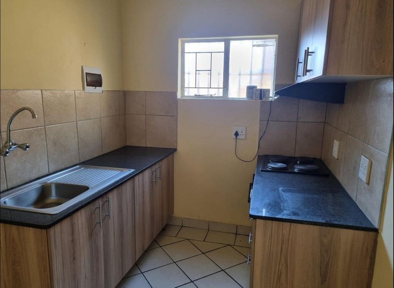 1 Bedroom Apartment To Let in Laudium Ext 1