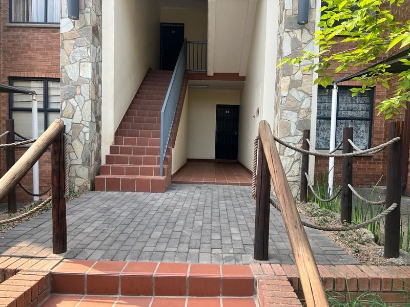 3 Bedroom apartment in Kyalami Hills For Sale
