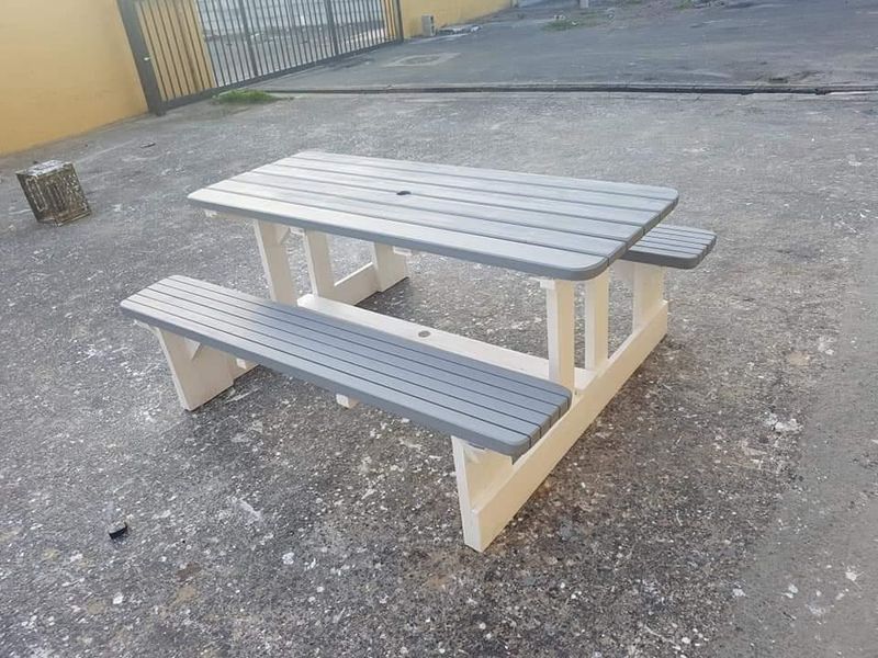 Picnic benches and chairs