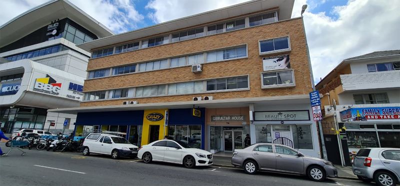 Well maintained office space to let in Sea Point.