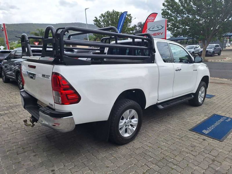 2017 TOYOTA HILUX 2.8 GD-6 RAIDER 4X4 P/U E/CAB