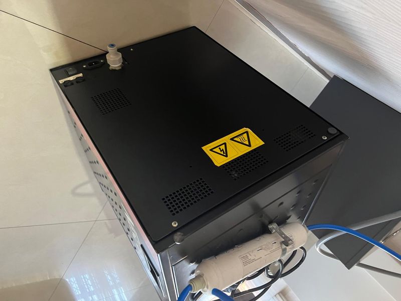 Nescafé Vending machine R12000 ONCO