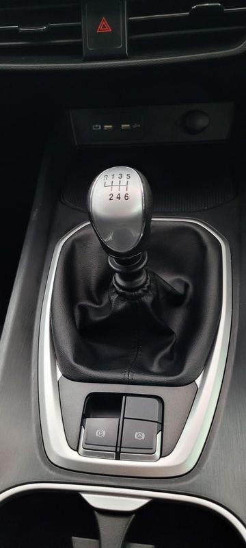 2021 Haval Jolion MY21 1.5T City 2WD with 11315kms CALL BOITY 083 506 0587