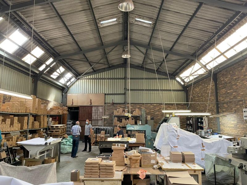 BRACKENFELL | OPEN-PLAN WAREHOUSE TO RENT ON CAREL MARINCOWITS STREET