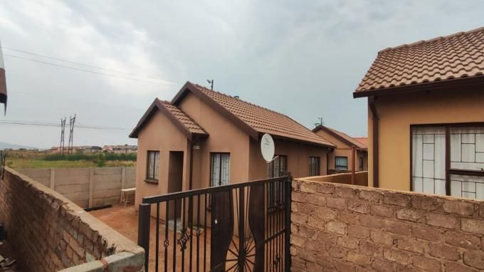 2 Bedroom with 1 Bathroom House For Sale Gauteng