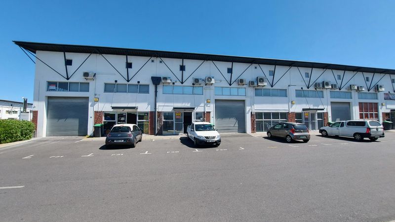 241m2 Mini-Factory available To Rent in Montague Gardens