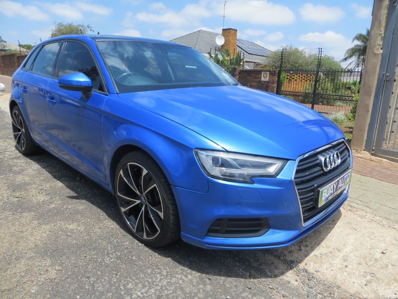 2017 Audi A3 2.0 TFSI S Tronic, Blue with 94000km available now!