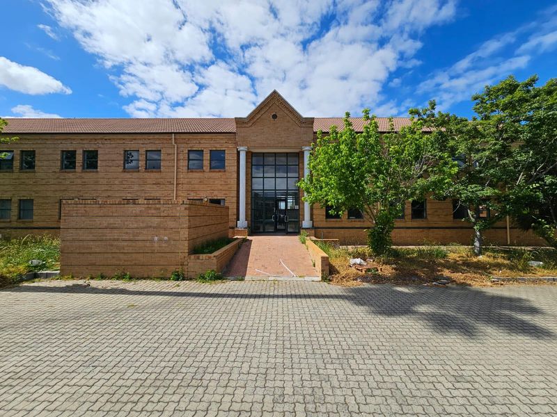 Somerset West | Office space To Rent in Victoria Street