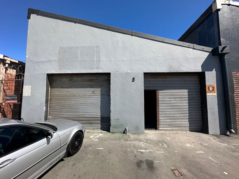 Industrial Property To Let in Paarden Eiland