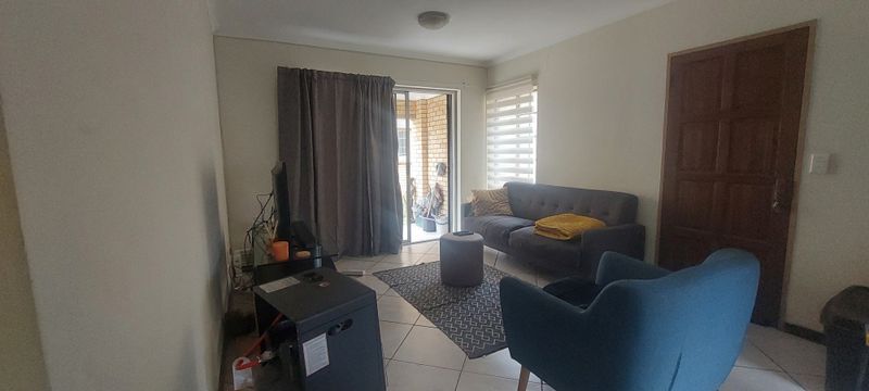 2 Bedroom Apartment For Sale in Sylviavale