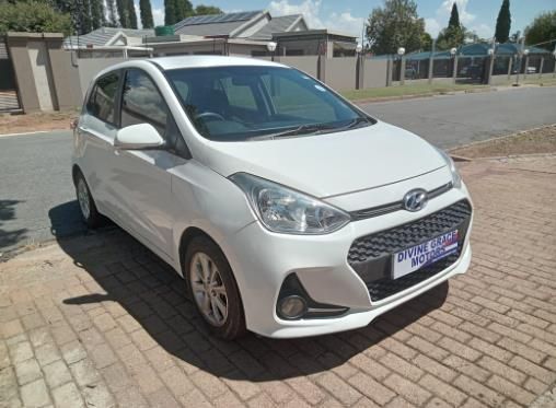 Hyundai Grand i10 1.2 Fluid, White with 81000km, for sale!