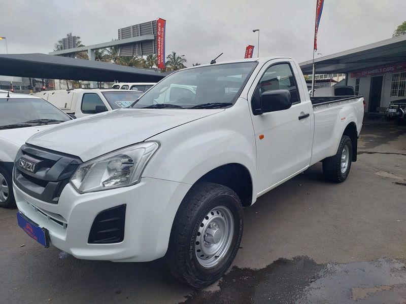 2018 Isuzu KB 250 D-TEQ Fleetside SAFETY PACK RAISED BODY WITH AIRCON