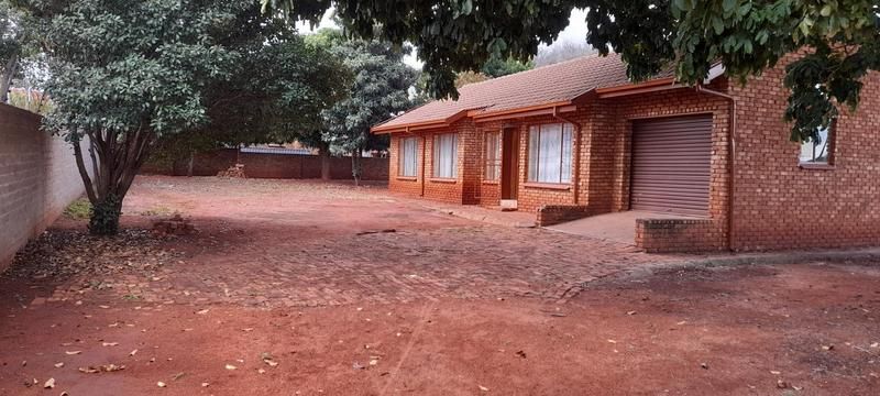 House for Sale in Mahwelereng, Mokopane