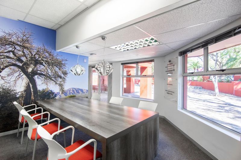All-inclusive access to professional office space for 4 persons in HQ Nelspruit